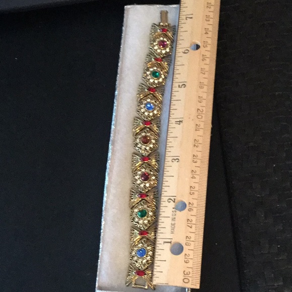 Multi-Color Stones in Gold, New Bracelet. - Picture 3 of 3